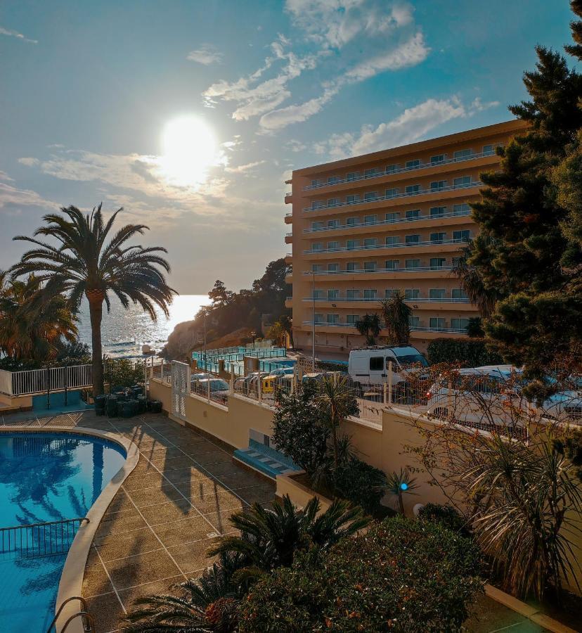 Apartamento Junto Al Mar Салоу Екстериор снимка
